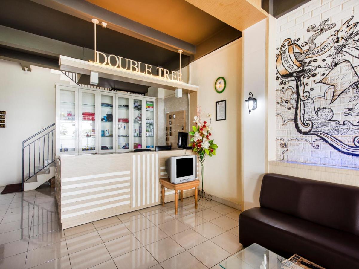 Oyo 3746 Double Tree Guesthouse Пурвокерто Екстериор снимка
