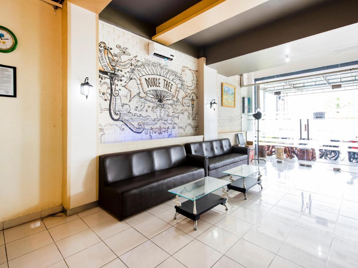 Oyo 3746 Double Tree Guesthouse Пурвокерто Екстериор снимка