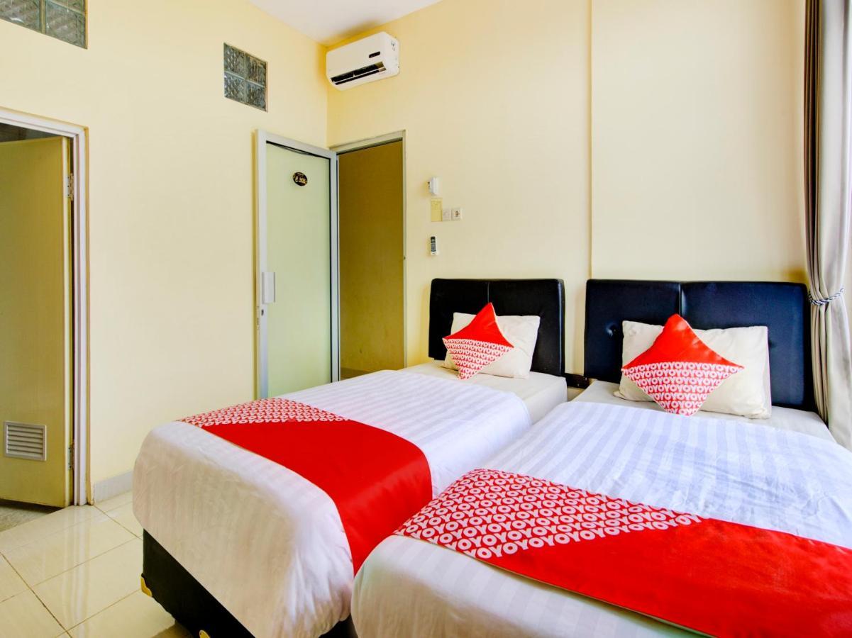 Oyo 3746 Double Tree Guesthouse Пурвокерто Екстериор снимка