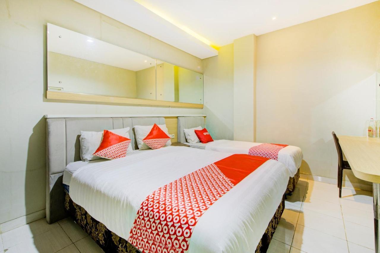 Oyo 3746 Double Tree Guesthouse Пурвокерто Екстериор снимка
