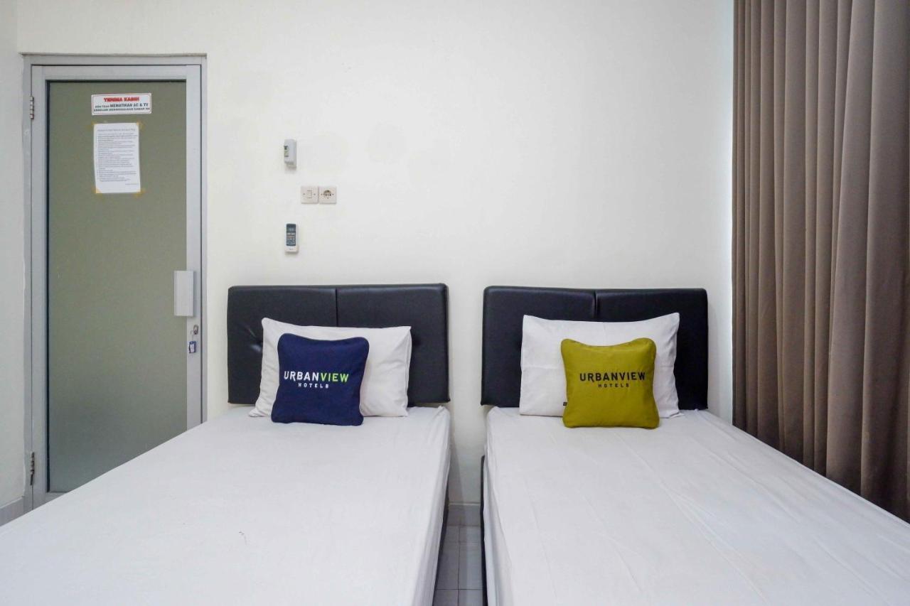 Oyo 3746 Double Tree Guesthouse Пурвокерто Екстериор снимка