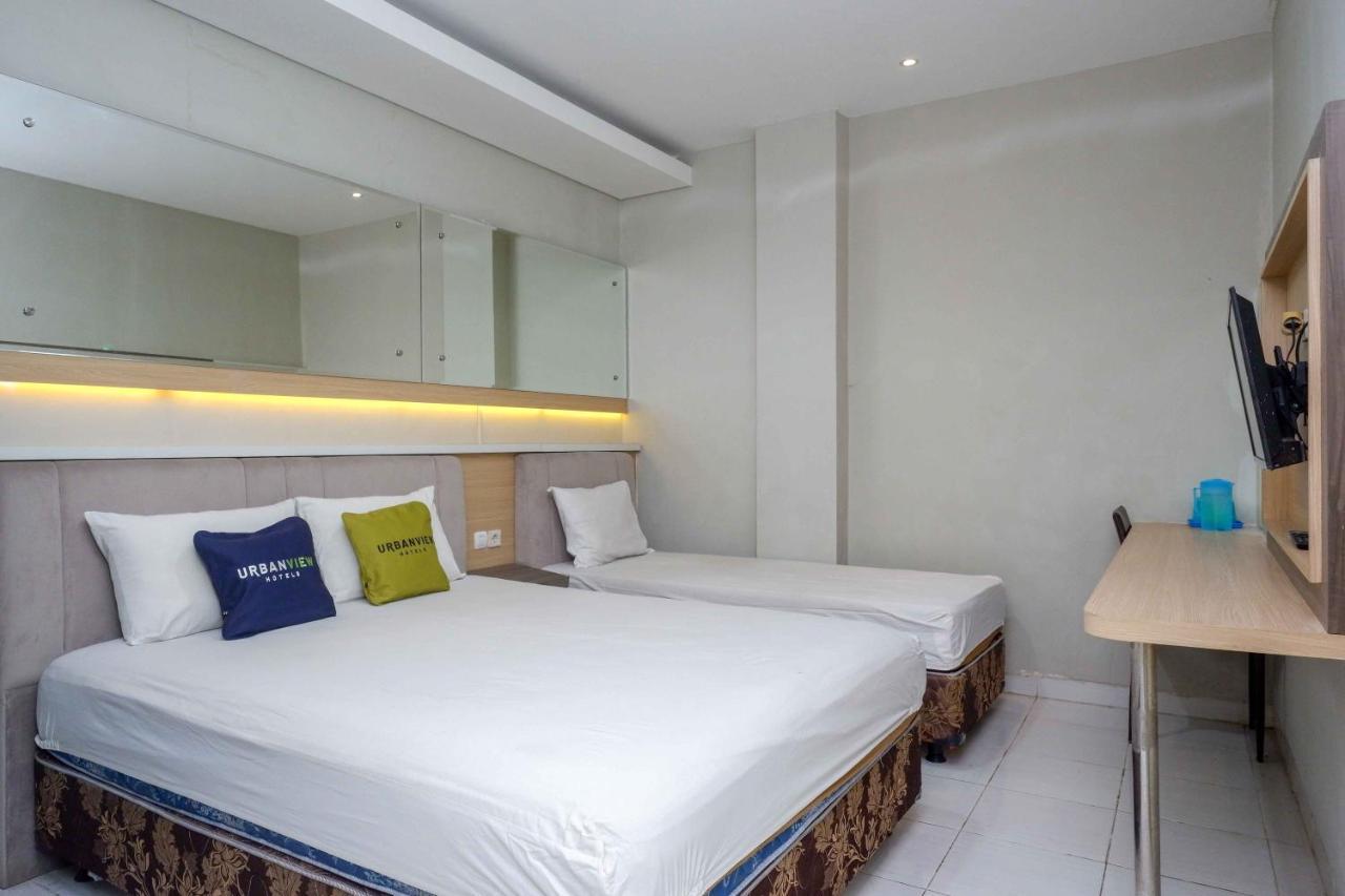 Oyo 3746 Double Tree Guesthouse Пурвокерто Екстериор снимка